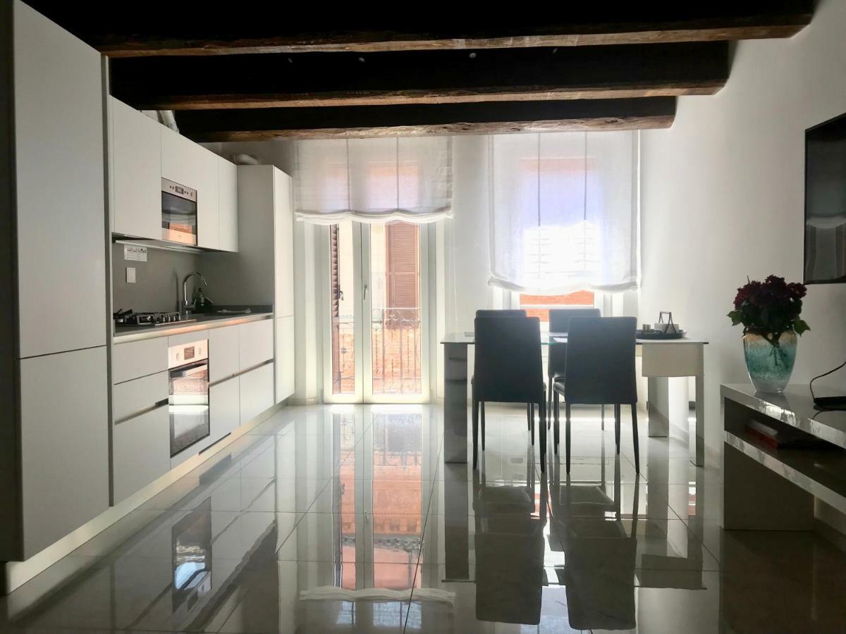 Appartamento Moderno affaccio su via Mazzini Ferrara Esterno foto