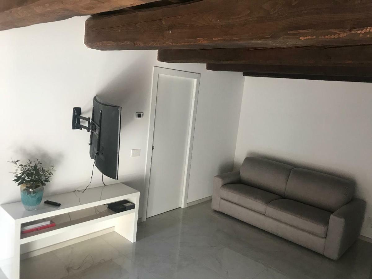 Appartamento Moderno affaccio su via Mazzini Ferrara Esterno foto