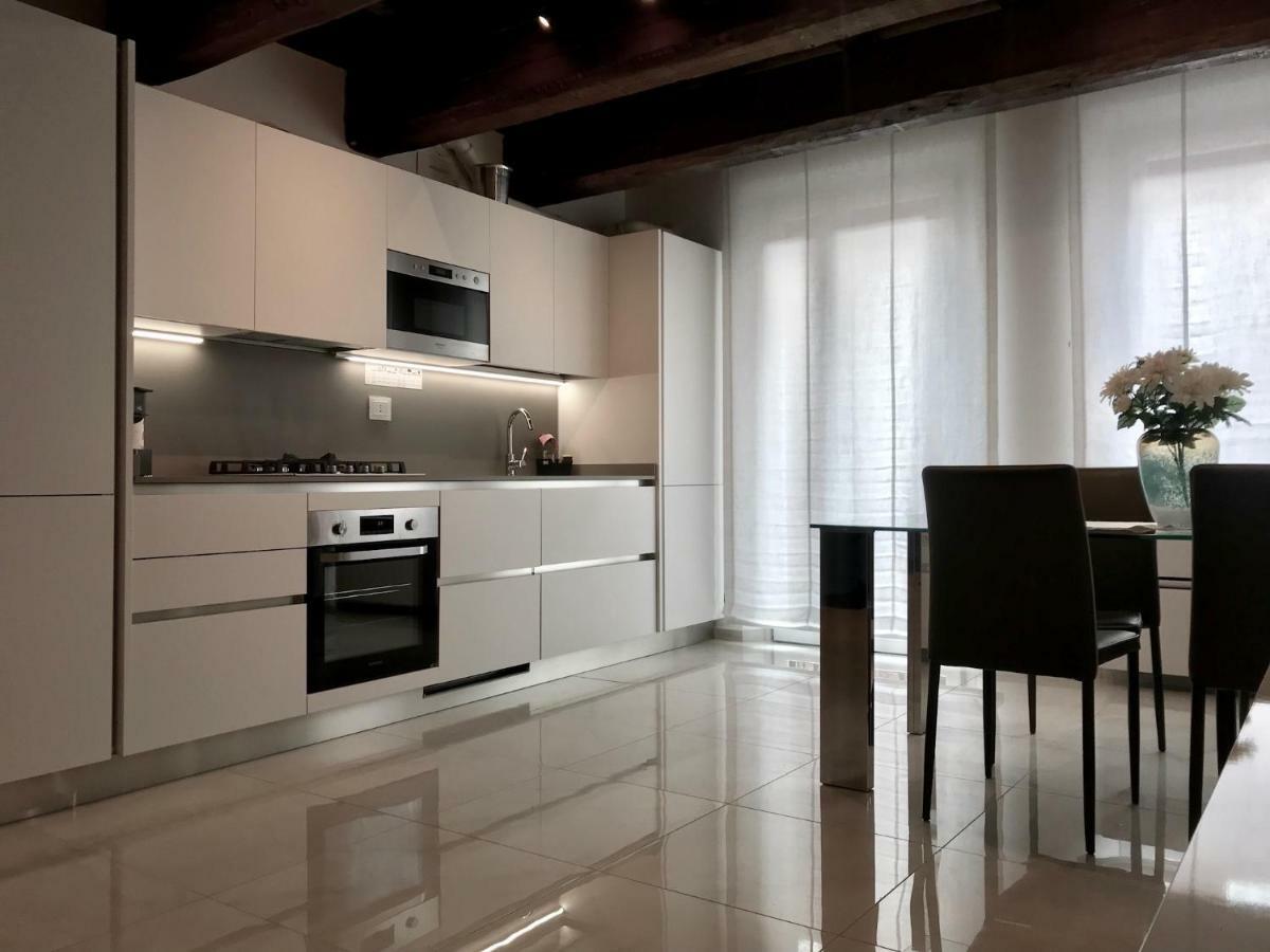 Appartamento Moderno affaccio su via Mazzini Ferrara Esterno foto