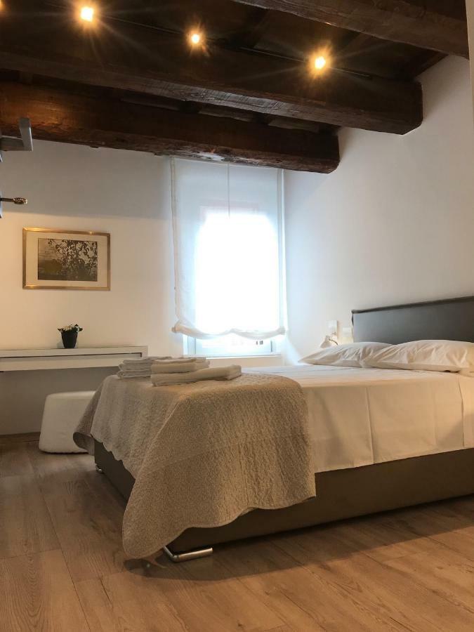 Appartamento Moderno affaccio su via Mazzini Ferrara Esterno foto